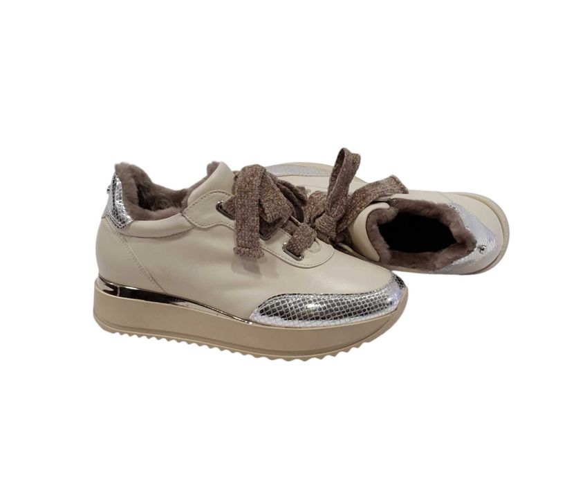 Італійське зимове жіноче взуття кросівки фірми Kelton р.36,37,38 Хутро