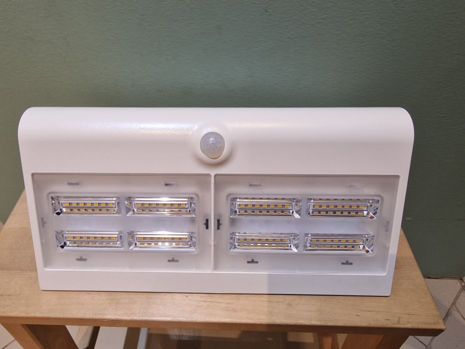 Lampa solarna led wall light