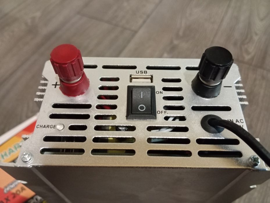 Инвертор перетворювач 2000w