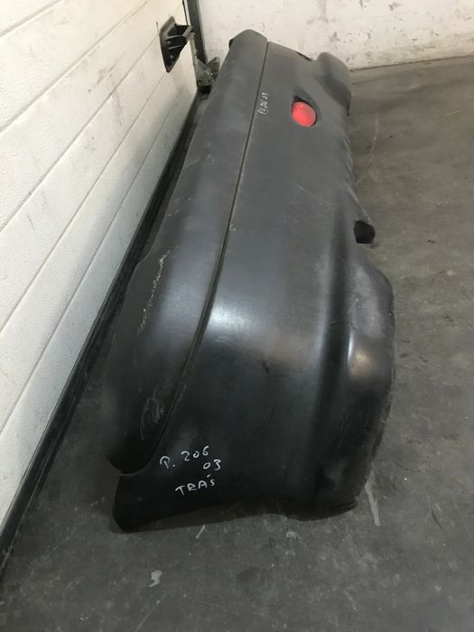 PARACHOQUES / PARA CHOQUES TRAS PEUGEOT 206 (BRANCO) (PRETO)