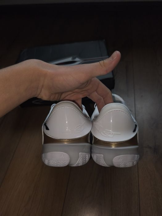 Li ning wow 808 5 ultra