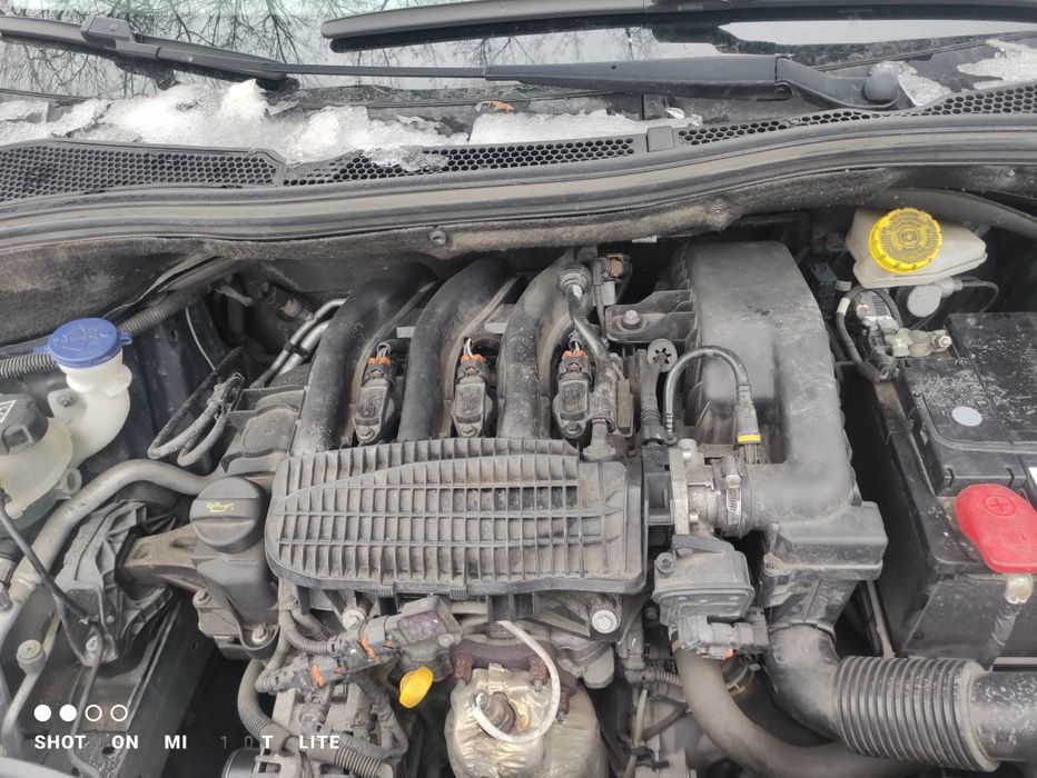 Peugeot 2008/2018 r 1.2 benzyna 65 tysięcy przebiegu,po dużym serwisie