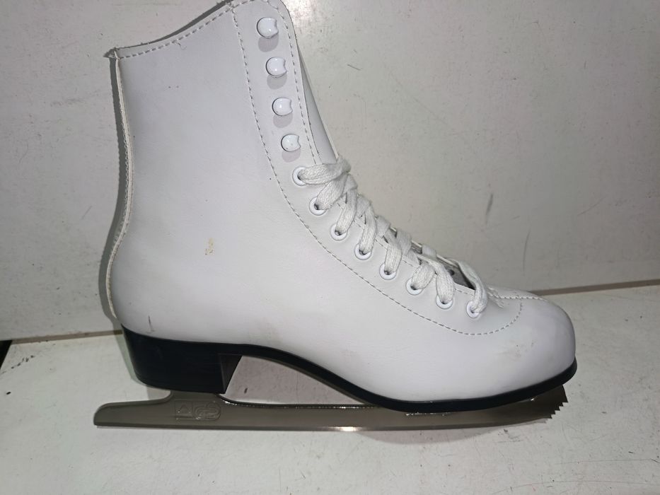 Łyżwy figurowe damskie skóra rozmiar 41