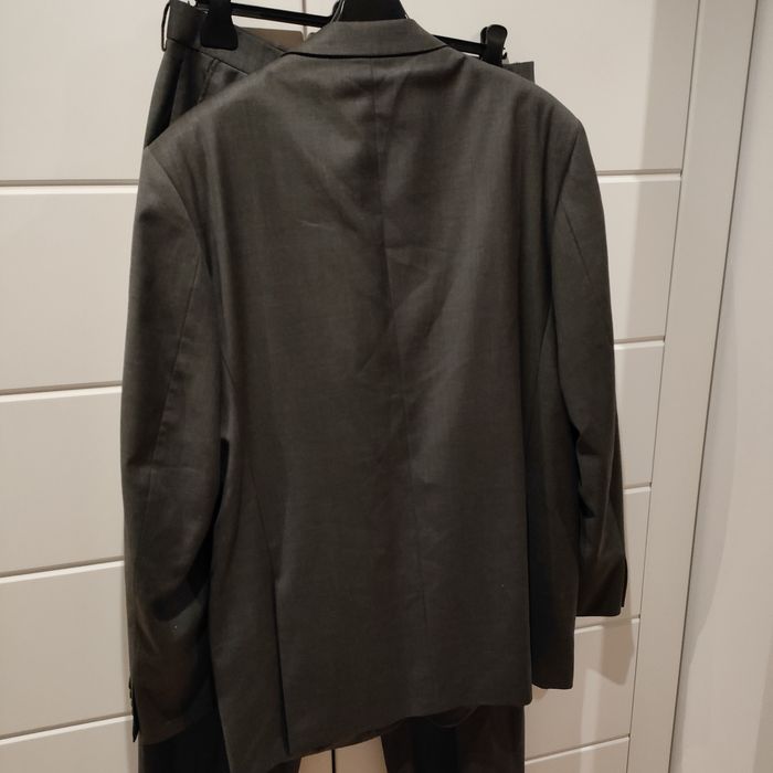 Garnitur męski szary marynarka i spodnie