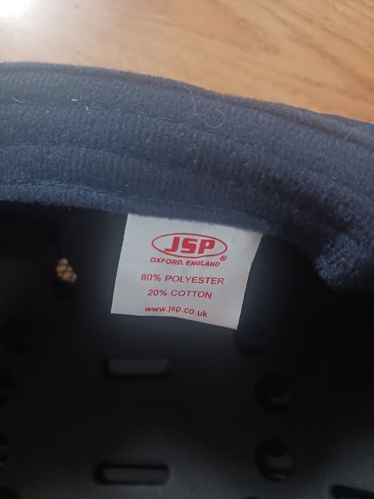 Czapka kask firmy JSP