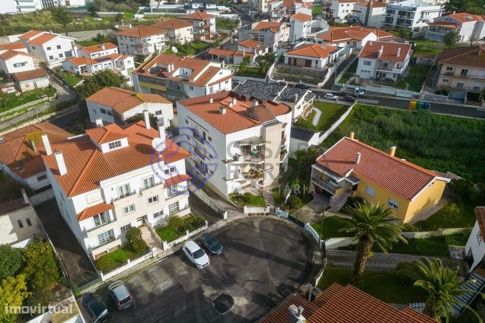 Apartamento T2 com lugar de garagem,Caldas da Rainha — Caldas Da Rainha - Nossa Senhora Do Pópulo, Coto E São Gregório, Leiria