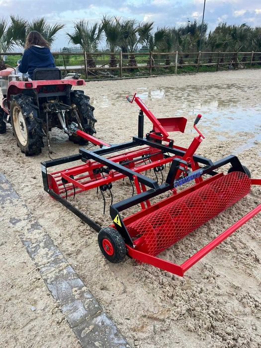 Grade niveladora de picadeiro / Grade manutenção pista equestre NOVO