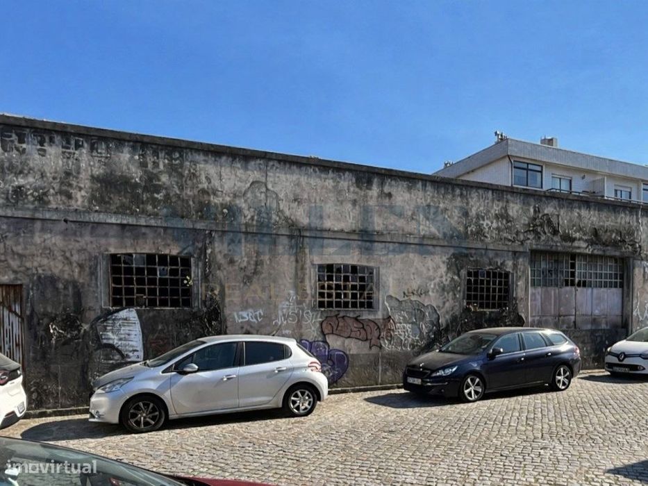 Armazém em São Romão do Coronado - Excelente potencial de investime...