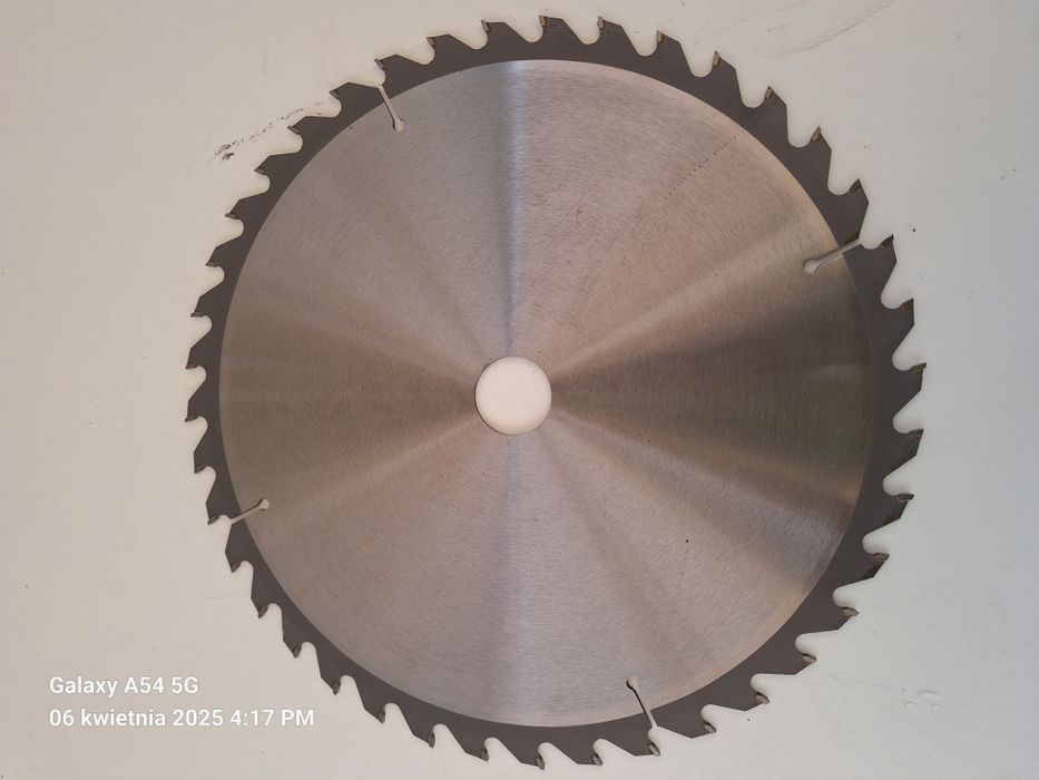 Tarcza do drewna inter vis 300x40Tx32