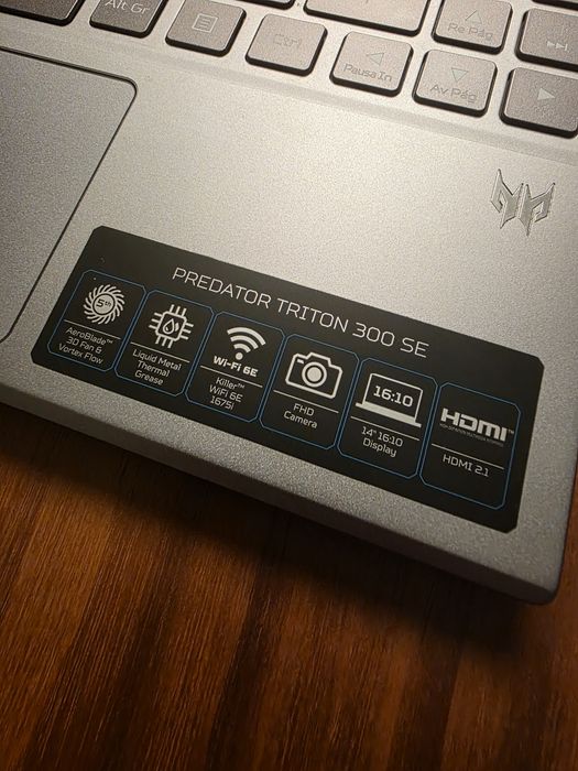 Gaming Acer Predator Triton 300 SE RTX 3060 i7 12th 16GB 512GB. Troca