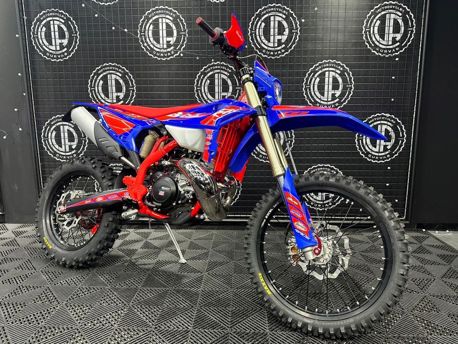 Beta RR  2T 300 RACE MY26