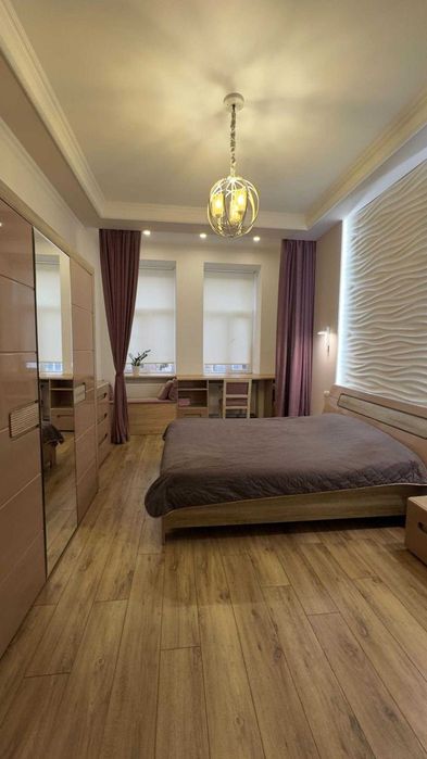 Оренда 1 кім. квартири з паркомісцем у центрі, вул. М.Вовчка, Львів