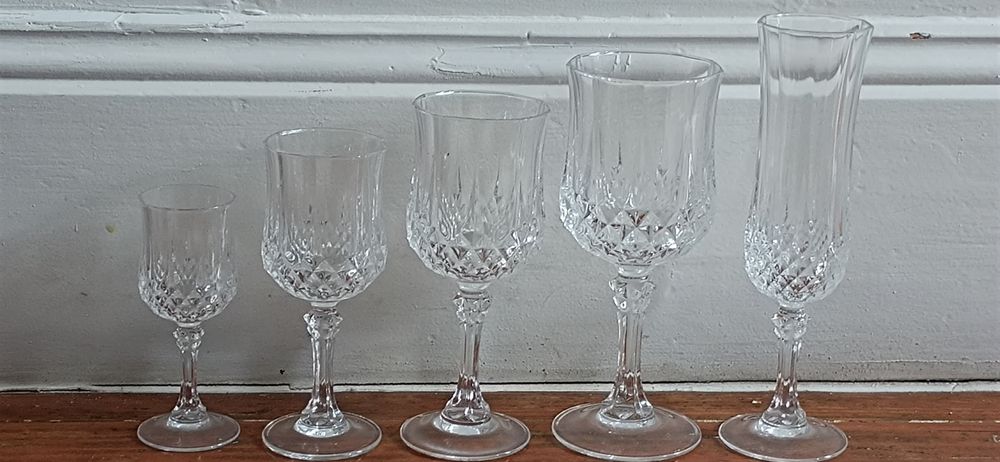 Conjunto de copos da marca Cristal d'Arques, modelo Longchamp