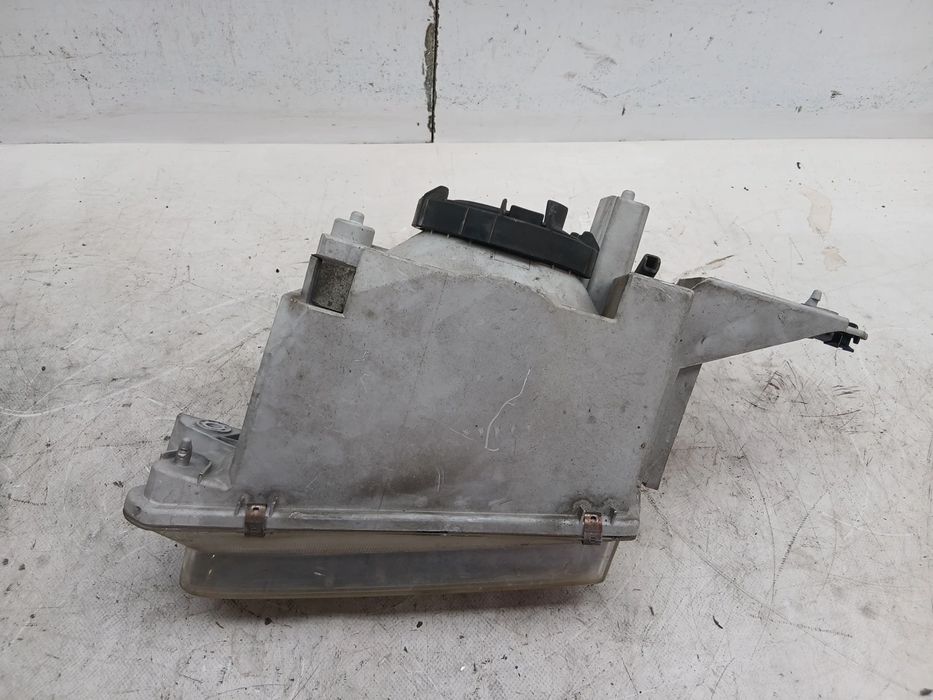 Ótica / farol direita MAZDA 323 F VI (BJ)