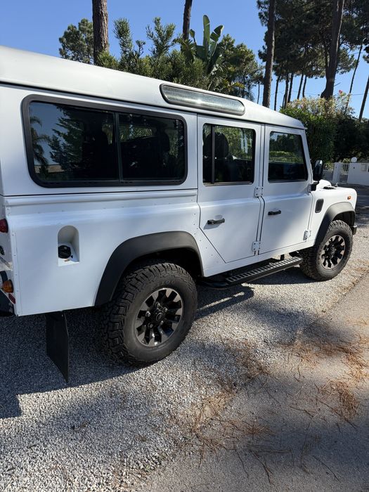 Land Rover Defender Puma 110 2015
