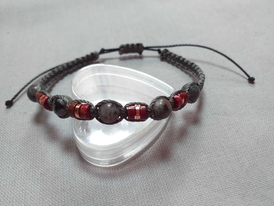 DIA DO PAI Pulseira em Macramê com Jaspe, Yooperlita e Hematita