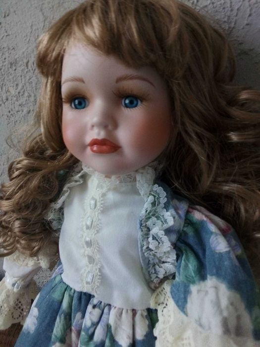 Lalka porcelanowa Leonardo