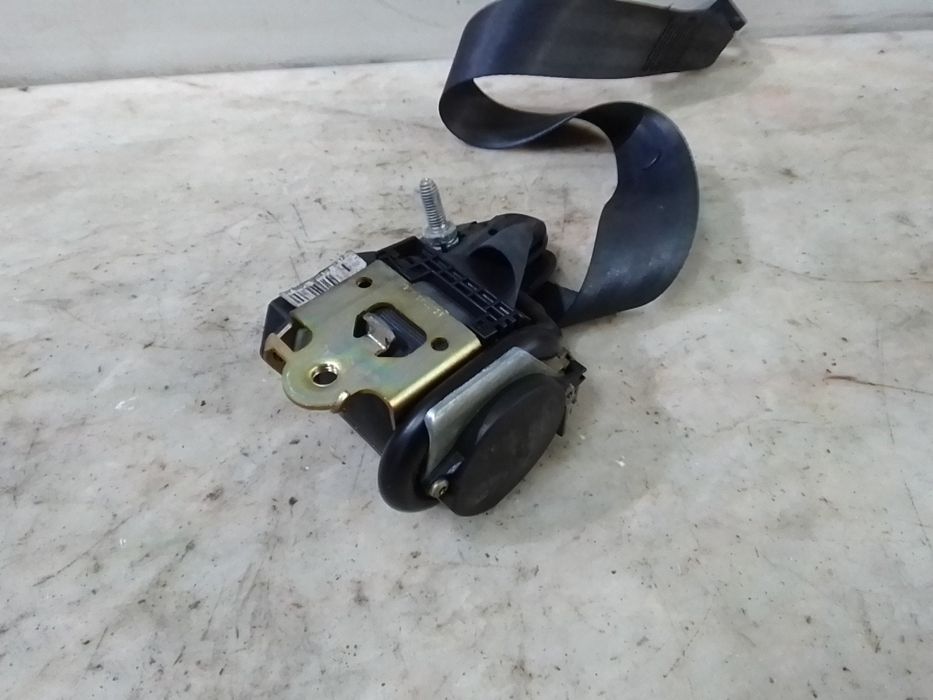 Cinto trás esquerdo RENAULT Megane II CC (EM0/1_)