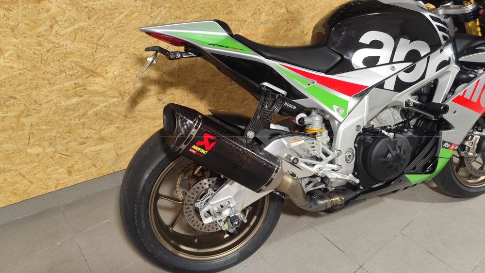 Aprilia rsv4 2018