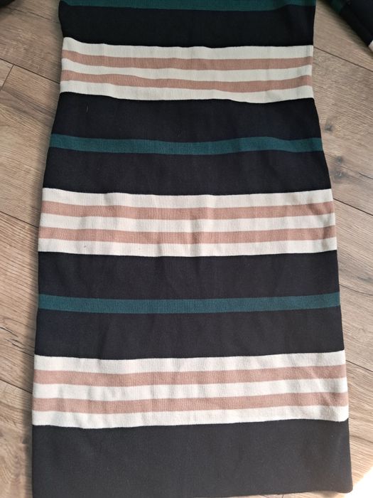 Sukienka sweterkowa jesienna S M