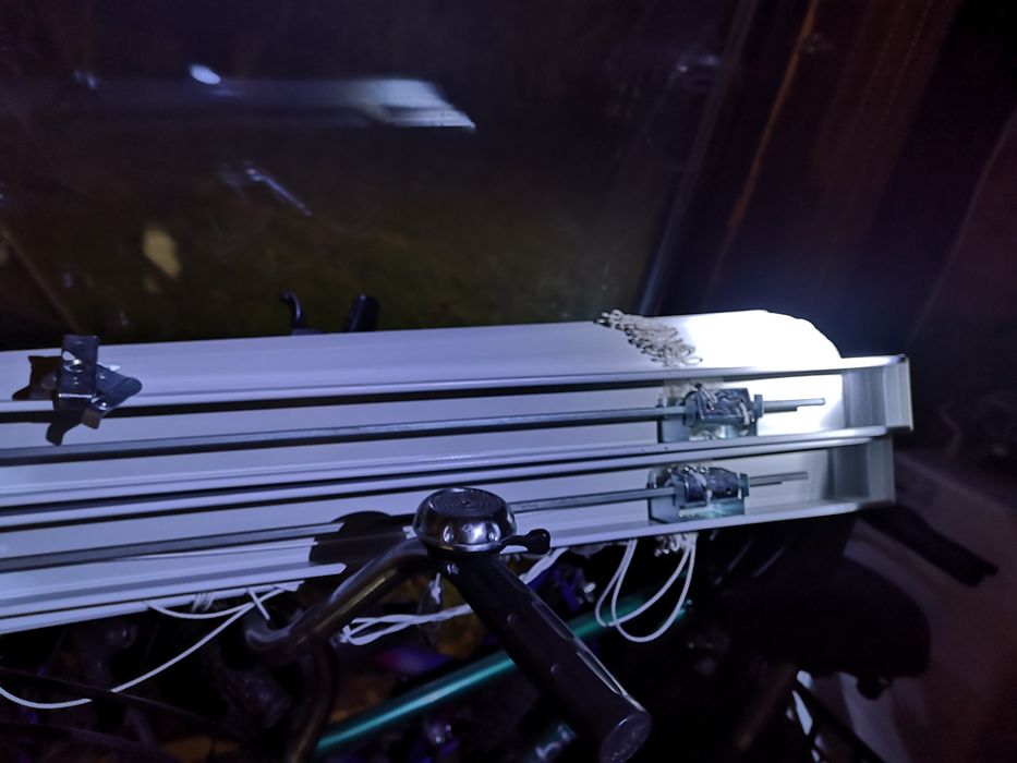 Żaluzje okienne białe, 182x230 cm. 3 sztuki