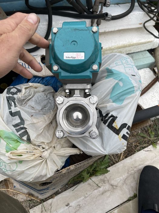 Продам электро кран