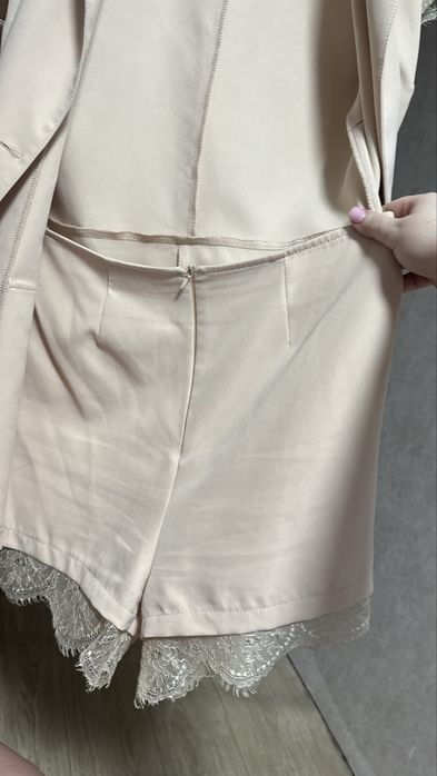 Платье ромпер бежевое