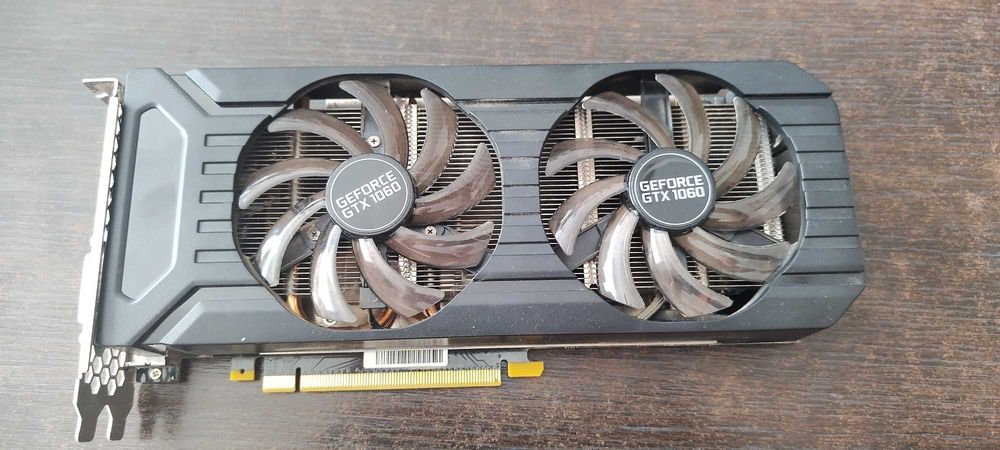 NVIDIA GeForce GTX 1060Ilość pamięci RAM: 6 GB GDDR5