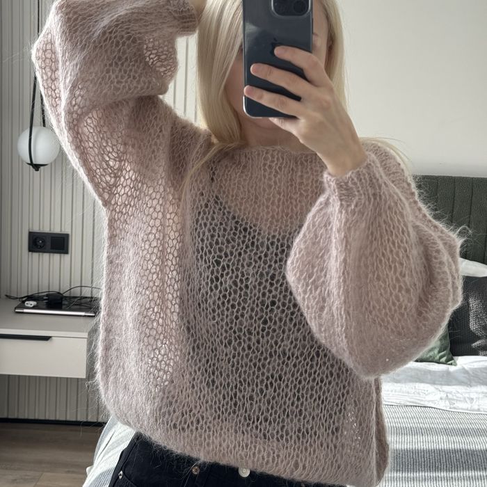 Светр бежевий ручна робота павутинка хмаринка мохеровий