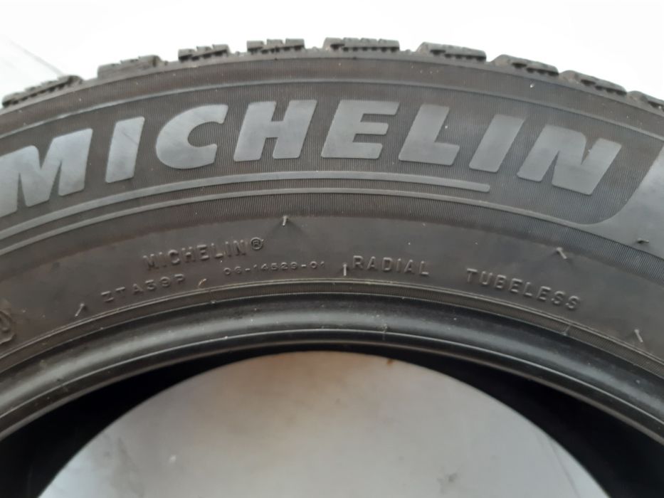 Zimowe 225/55R17 Michelin 2020r Montaż