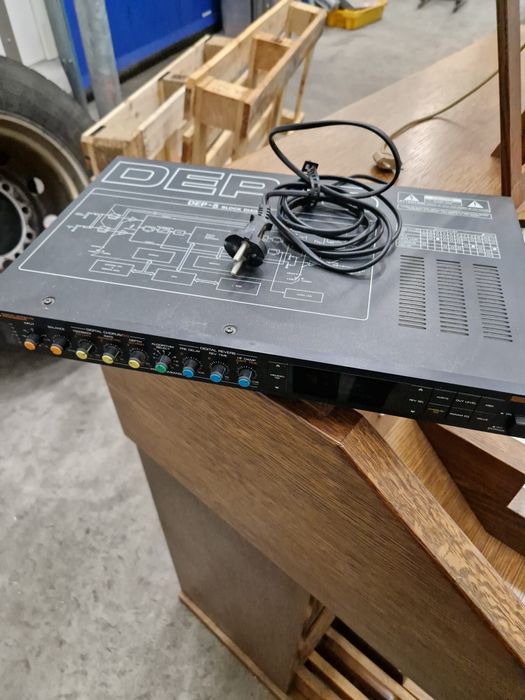 Pianino Yamaha U1, E,  mahoń, wysokiej połysk.  Piękna.