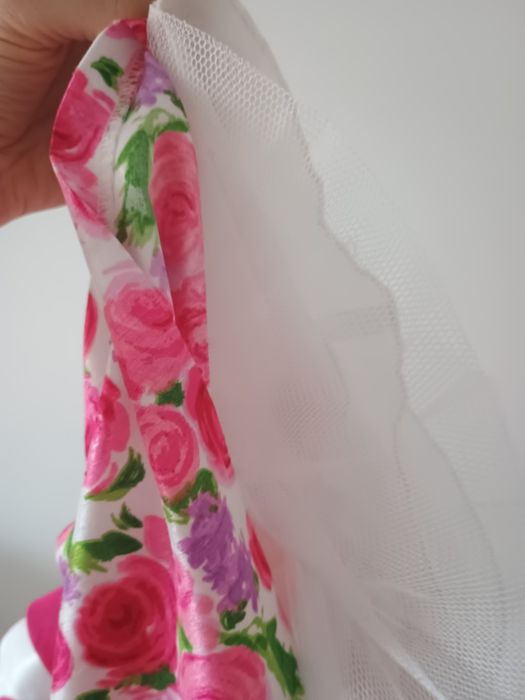 Elegancka sukienka american princess w róże na roczek/wesele/przyjęcie