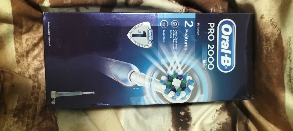 Szczoteczka elektryczna Oral-B, Braun pro 2000