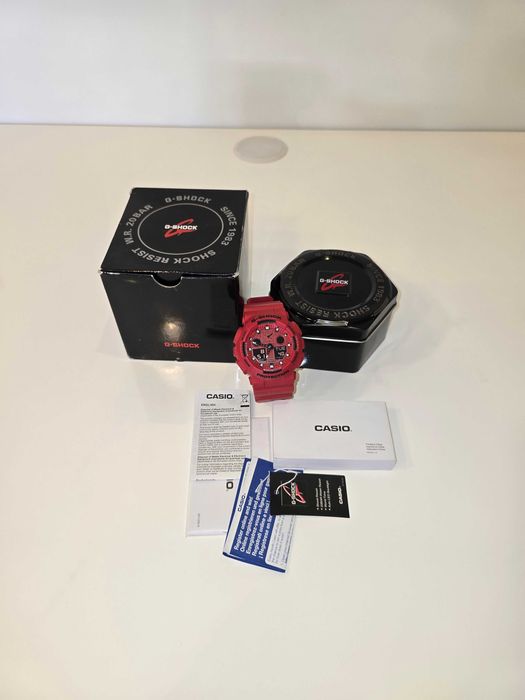 Relógio Casio G-Shock Vermelho GA-100C — Resistente, desportivo e com presença!