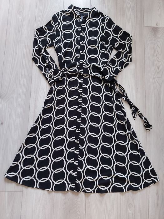 Elegancka sukienka koszulowa maxi midi w geometryczny wzór M