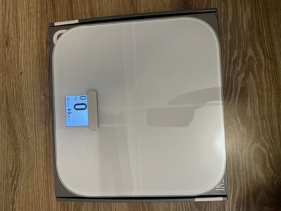 Ваги Garmin Index S2 білого кольору