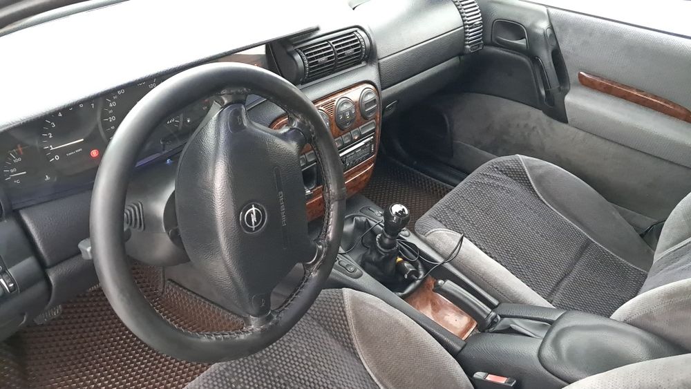 Opel Omega B 1996