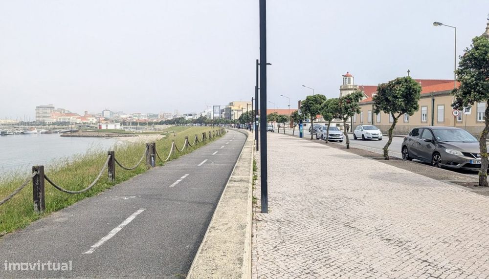 Venda de Apartamento T1+1 próximo do mar, Caxinas, Vila do Conde