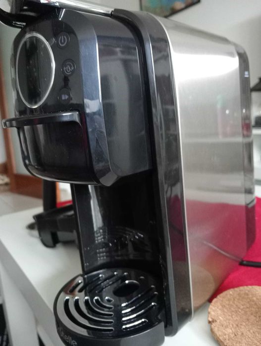 Máquina de Café Brutelle 20 Bar - 1400W Multi-Function - NOVA