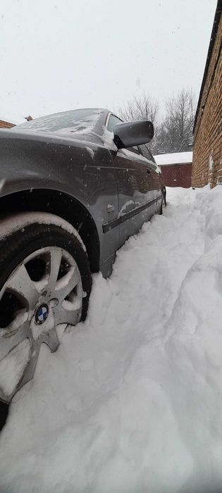 BMW e39 2,8 бензин