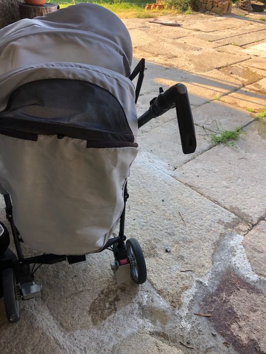 Carrinho de bebé Chico c/ sombreiro