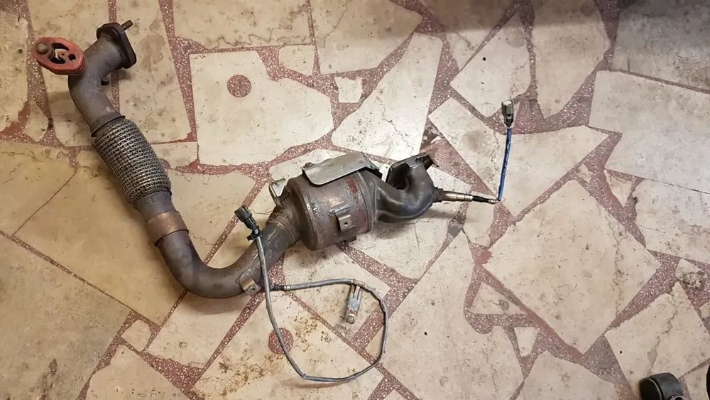 katalizator 1.0 ecoboost ford fiesta mk7 cv215e211ah