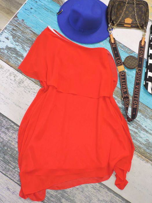 Swing Piękna czerwona sukienka jedno ramię  M