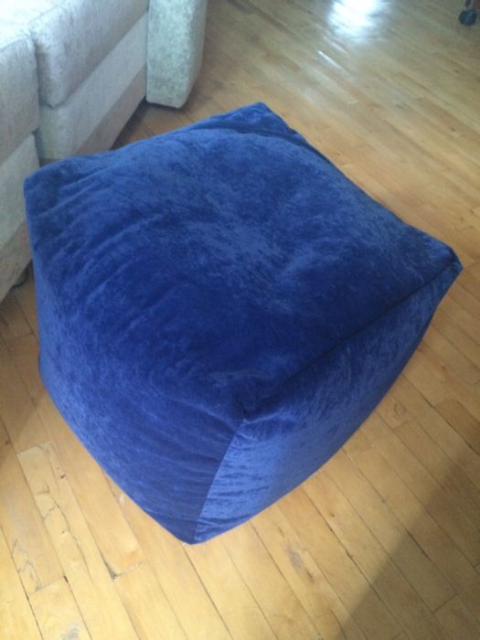 Бескаркасный мягкий пуф "Кубик" 40/40 см.