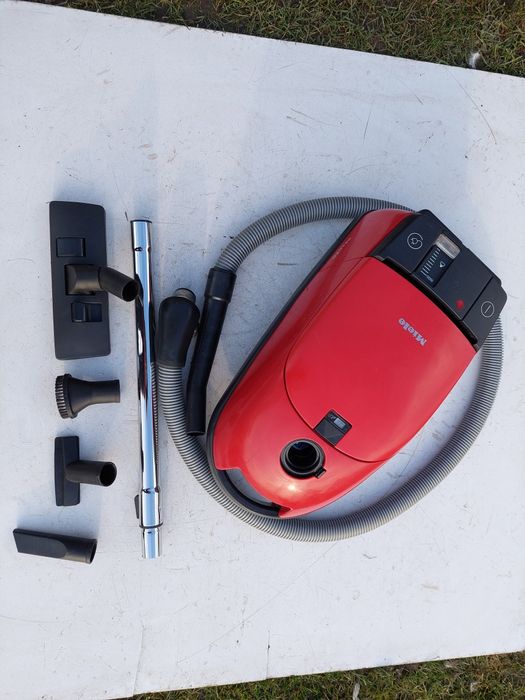 Odkurzacz miele 1500W