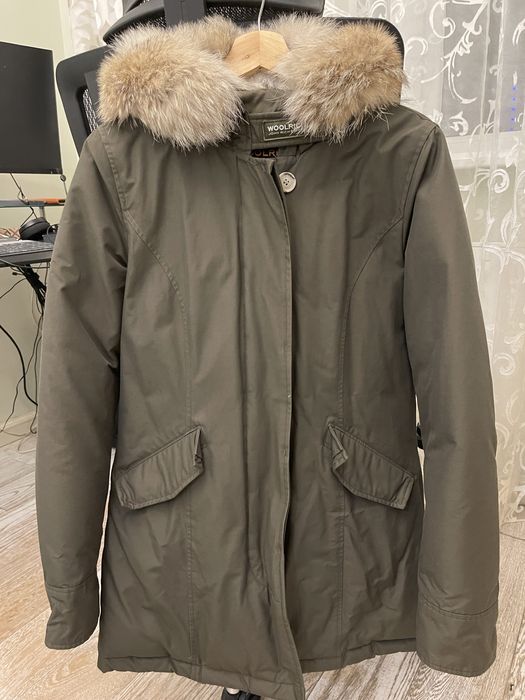 жіночка куртка (парка) woolrich