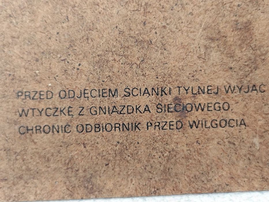 Tylna ścianka do radia  UNITRA