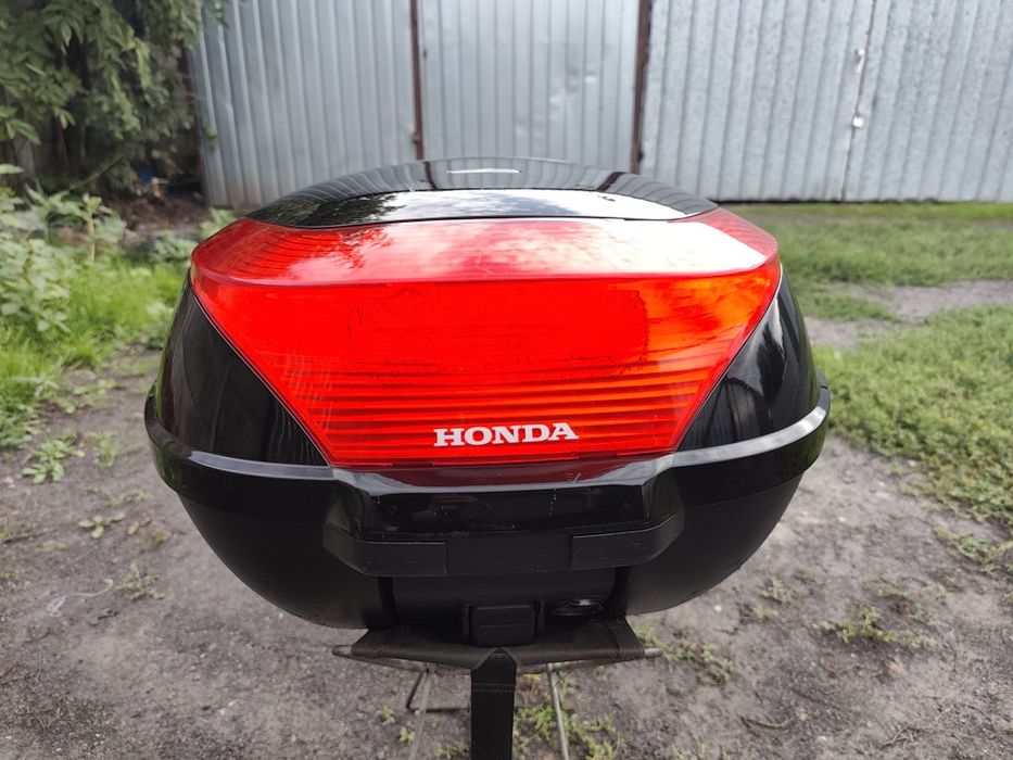 Kufer centralny Honda