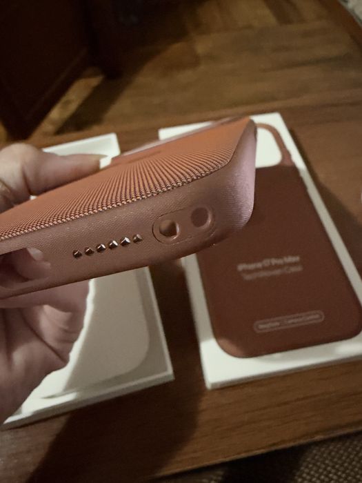 Чехол tech woven iphone 17,18 pro max sienna