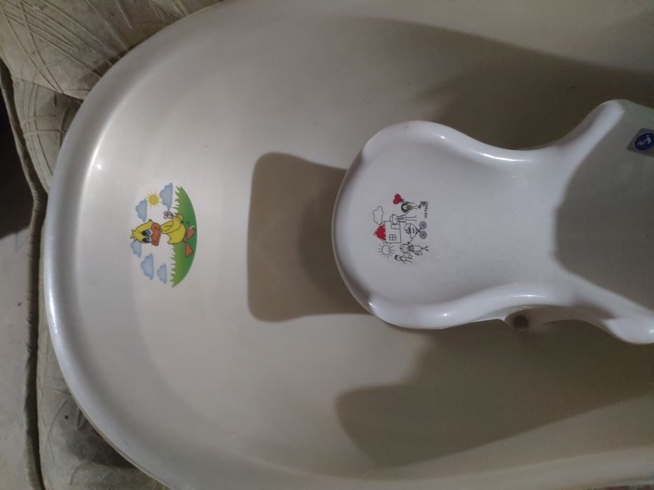 Ванна, гірка нековзаюча, круг